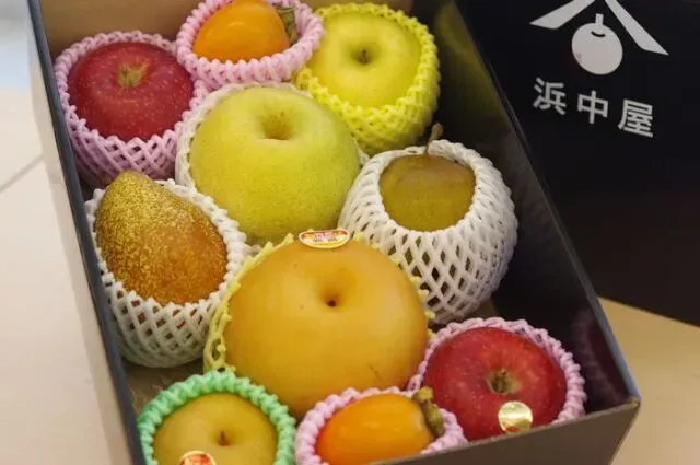 贈る相手別:出産内祝い フルーツの贈り分けアイデア
